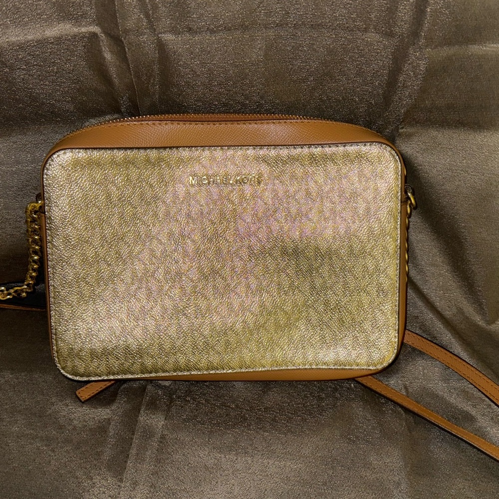 Michael Kors Jet Set Large East West Crossbody Shoulder Bag Gold - Picture 3 of 9